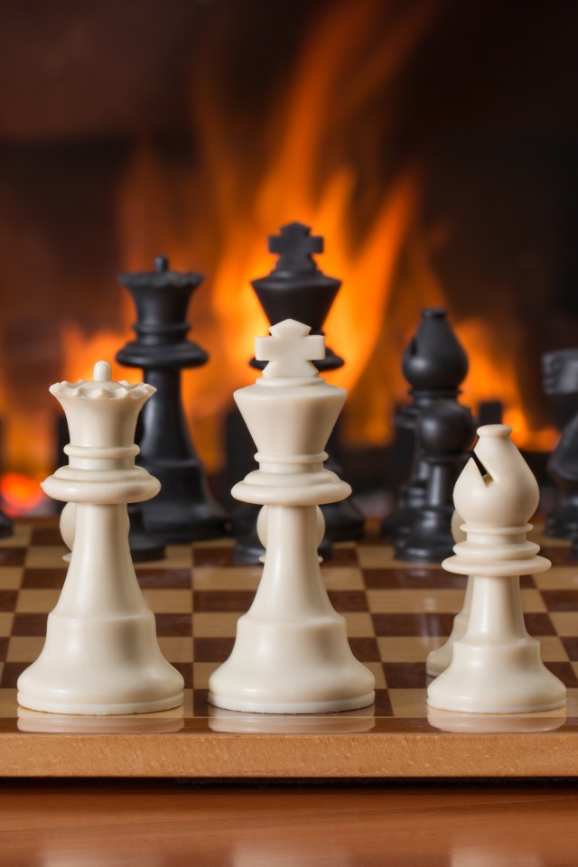 Playing Chess Ultra HD Desktop Background Wallpaper for 4K UHD TV :  Widescreen & UltraWide Desktop & Laptop : Multi Display, Dual Monitor :  Tablet : Smartphone